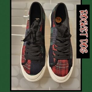 ••Rocket Dog Red and Black Plaid Sneakers••